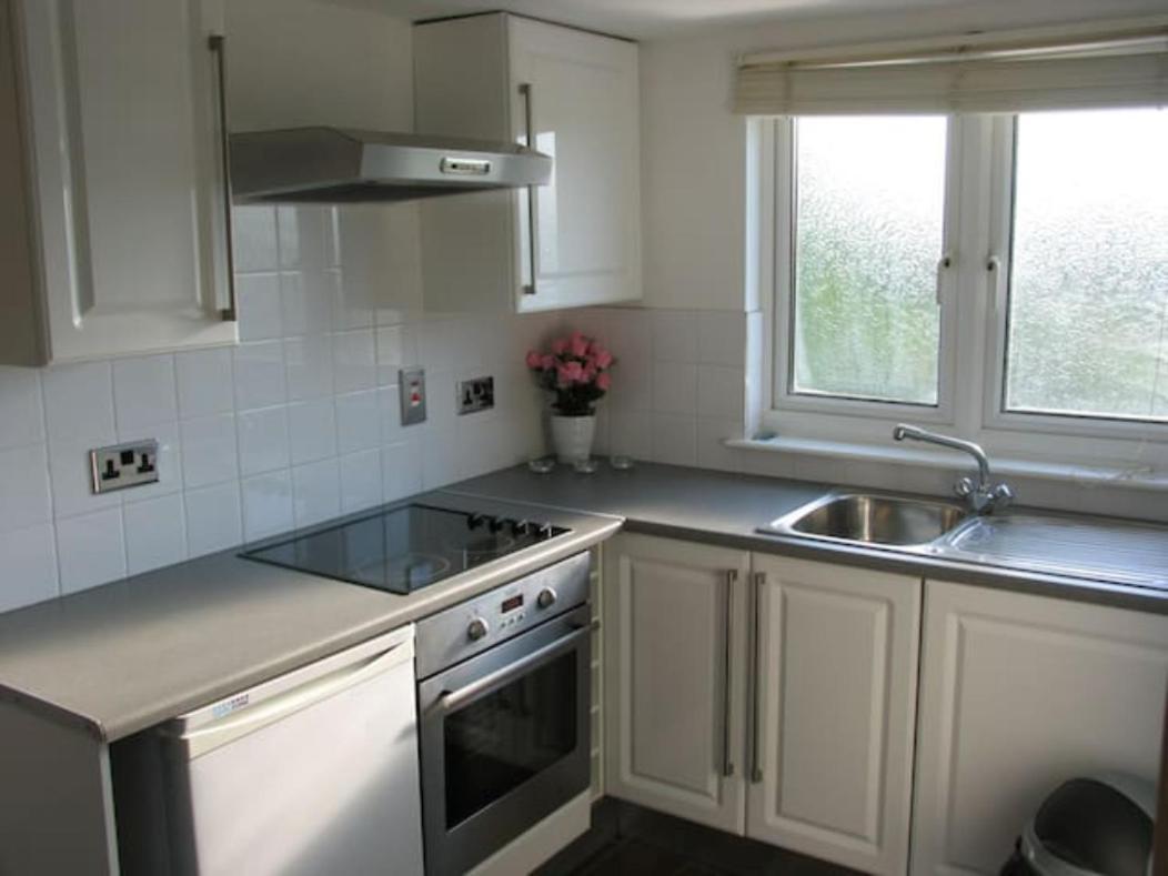 Modern Cosy Private Studio, Wifi, Ip-Tv, Must See Romford Eksteriør billede